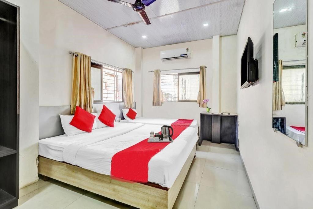 Hotel Kailash Park- Near International Airport Mumbai Ngoại thất bức ảnh